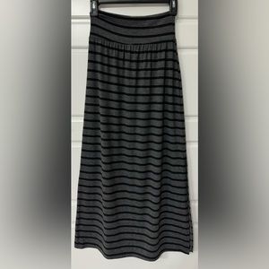 AB Studio black/gray striped skirt